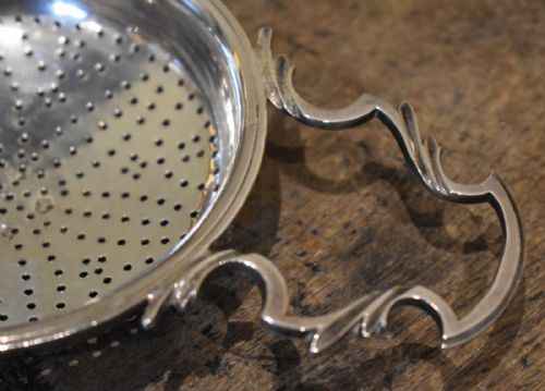 RARE GEORGIAN SILVER LEMON STRAINER - ADDITIONAL PHOTO 1