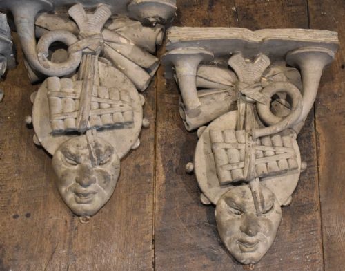 SET OF THREE GEORGIAN PLASTER WALL BRACKETS - ADDITIONAL PHOTO 2