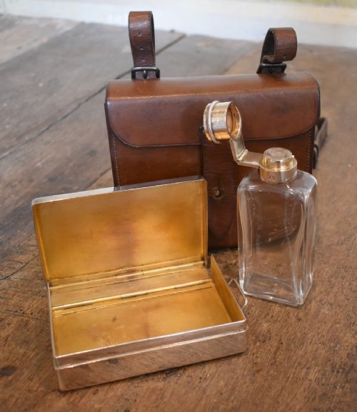 SUPERB HUNTING SET FROM HARRODS OF LONDON - ADDITIONAL PHOTO 5
