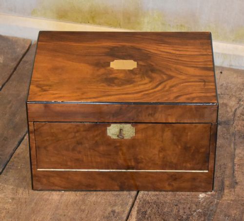 LARGE VICTORIAN FIGURED WALNUT JEWELLERY AND WRITING BOX - ADDITIONAL PHOTO 1