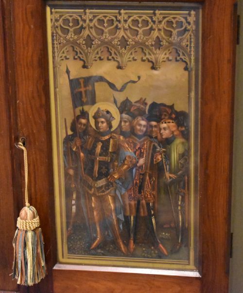 VICTORIAN GOTHIC REVIVAL HANGING CUPBOARD - ADDITIONAL PHOTO 2