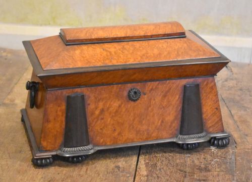 superb regency burr elm tea caddy - CATEGORY: ANTIQUE BOXES - DATED REGENCY