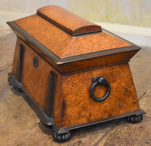 SUPERB REGENCY BURR ELM TEA CADDY - ADDITIONAL PHOTO 9