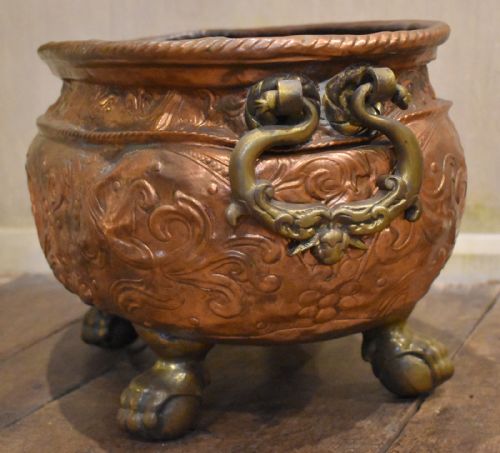 LARGE COPPER WINE CISTERN OR COOLER - ADDITIONAL PHOTO 3