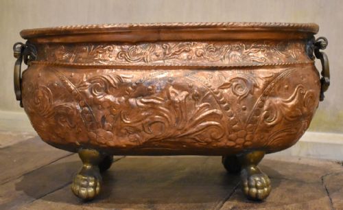 LARGE COPPER WINE CISTERN OR COOLER - ADDITIONAL PHOTO 4