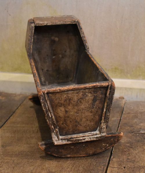 VICTORIAN PAINTED PINE TOY CRADLE - ADDITIONAL PHOTO 4