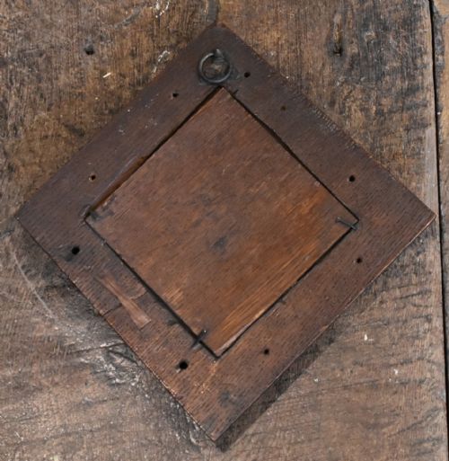 SMALL HERALDIC OIL PAINTING IN CARVED OAK FRAME - ADDITIONAL PHOTO 3