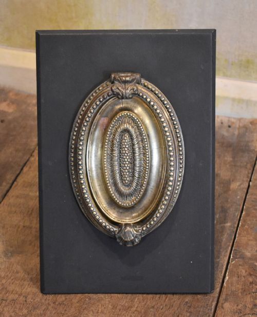 a fine and large georgian door knocker - CATEGORY: ANTIQUE MISCELLANEOUS - DATED GEORGIAN