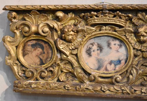 UNUSUAL TRIPTYCH OF WATERCOLOUR MINIATURES IN CARVED GILTWOOD FRAME - ADDITIONAL PHOTO 2