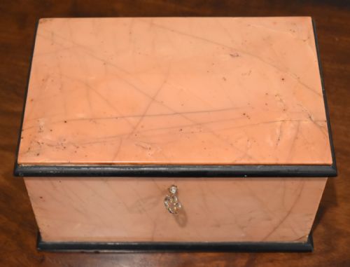 FINE QUALITY BOX IN SOLID MARBLE - ADDITIONAL PHOTO 5