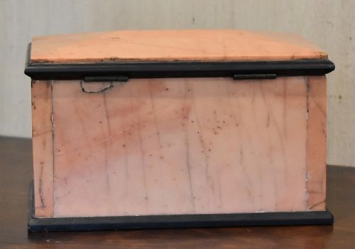 FINE QUALITY BOX IN SOLID MARBLE - ADDITIONAL PHOTO 6