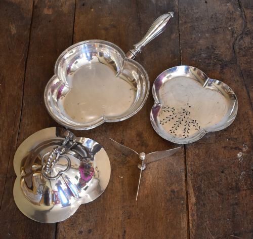 UNUSUAL SILVER PLATE CHAFINGSERVING DISH - ADDITIONAL PHOTO 2