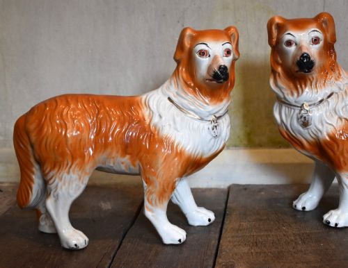 PAIR OF STAFFORDSHIRE COLLIE DOGS - ADDITIONAL PHOTO 1