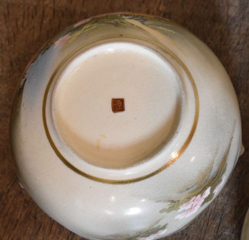 FINE PAIR OF SATSUMA LOBED BOWLS - ADDITIONAL PHOTO 3