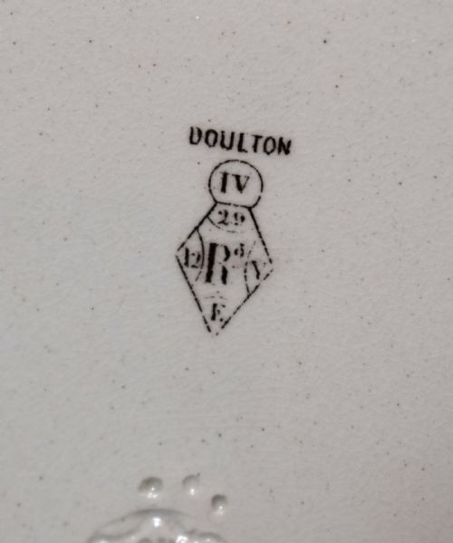 UNUSUAL DOULTON BURSLEM CABINET PLATE - ADDITIONAL PHOTO 4