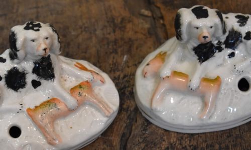 PAIR OF STAFFORDSHIRE POTTERY DOG QUILL HOLDERS - ADDITIONAL PHOTO 4