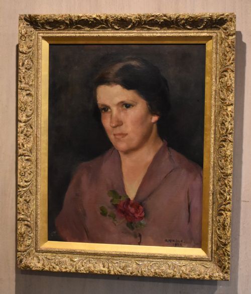 PORTRAIT OIL PAINTING BY GERTRUDE HINDLE - ADDITIONAL PHOTO 1