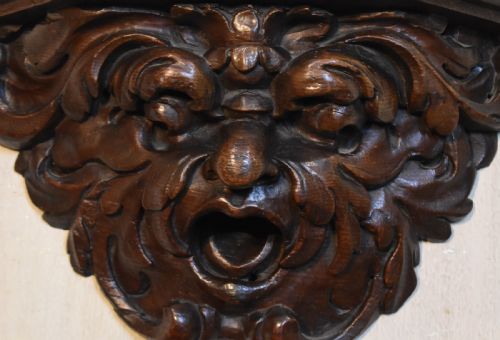 PAIR OF GOTHIC REVIVAL OAK WALL BRACKETS - ADDITIONAL PHOTO 5