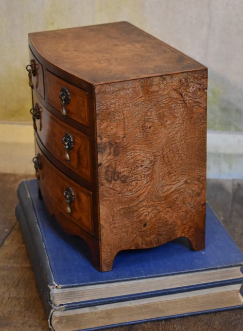 SUPERB MINIATURE BURR ELM BOWFRONT CHEST OF DRAWERS - ADDITIONAL PHOTO 2