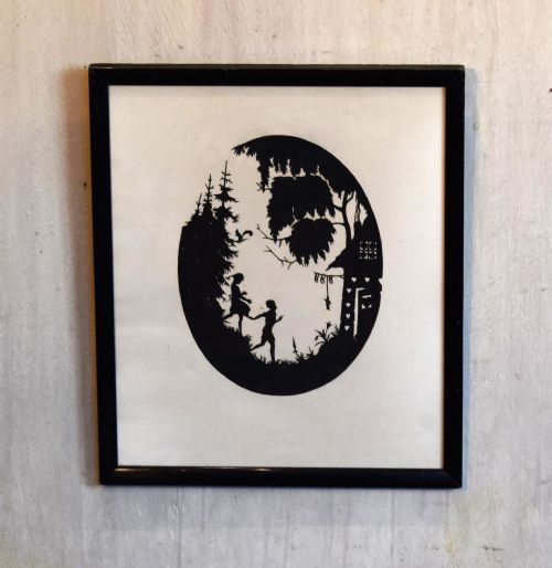 HANSEL AND GRETEL GOTHIC SILHOUETTE