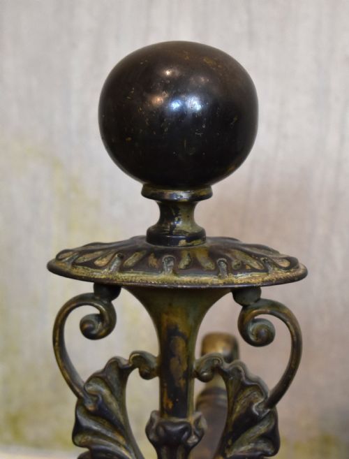 FINE LARGE PAIR OF FIREDOGS OR ANDIRONS - ADDITIONAL PHOTO 1