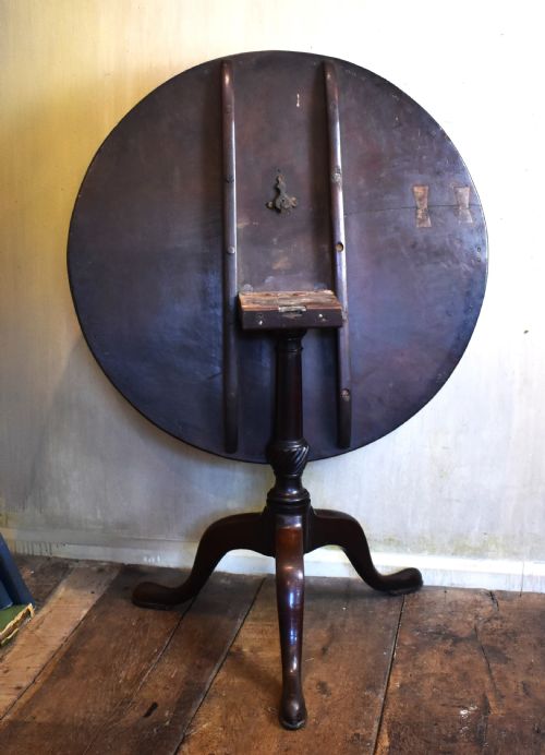 GEORGIAN MAHOGANY TILT TOP TRIPOD TABLE - ADDITIONAL PHOTO 6