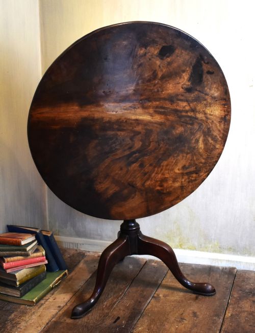 GEORGIAN MAHOGANY TILT TOP TRIPOD TABLE - ADDITIONAL PHOTO 7