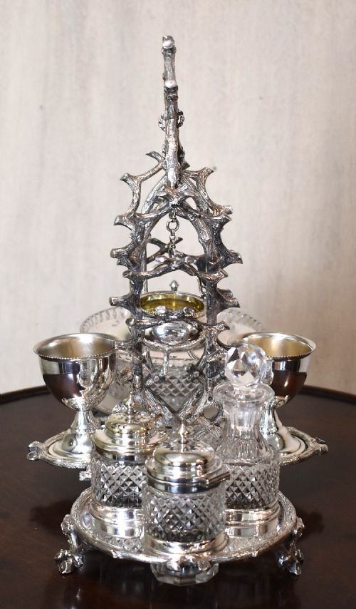 UNUSUAL VICTORIAN SILVERPLATE BREAKFAST CRUET - ADDITIONAL PHOTO 2