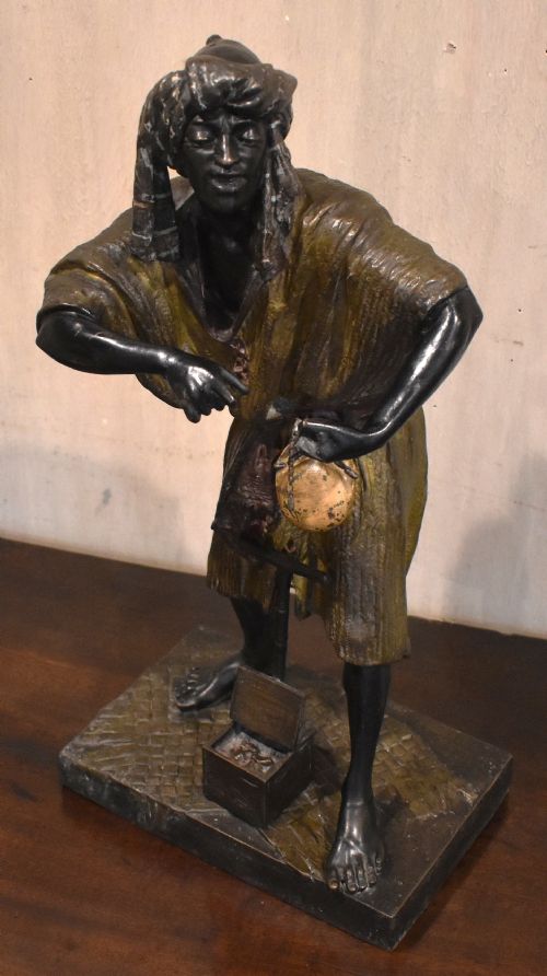 BRONZE OF AN ARAB MERCHANT BY ARTHUR WAAGEN - ADDITIONAL PHOTO 2