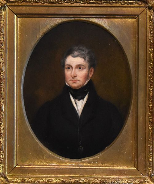 SMALL EARLY VICTORIAN PORTRAIT OF A GENTLEMAN - ADDITIONAL PHOTO 2
