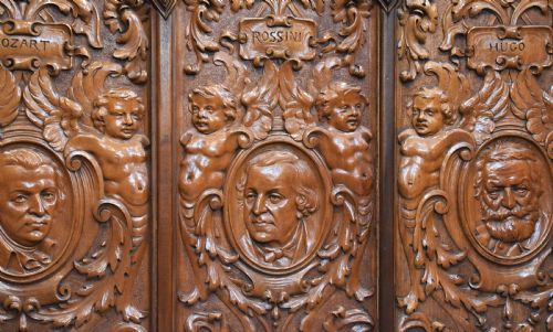 SUPERB LARGE CARVING DEPICTING FAMOUS COMPOSERS WRITERS AND POETS - ADDITIONAL PHOTO 7