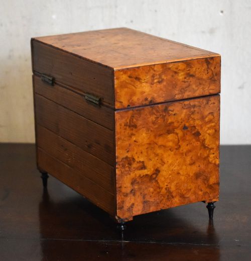 SUPERB MINIATURE CHEST OF DRAWERS WRITING NECESSAIRE - ADDITIONAL PHOTO 3