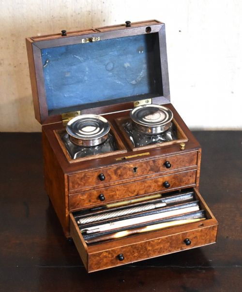 SUPERB MINIATURE CHEST OF DRAWERS WRITING NECESSAIRE - ADDITIONAL PHOTO 5