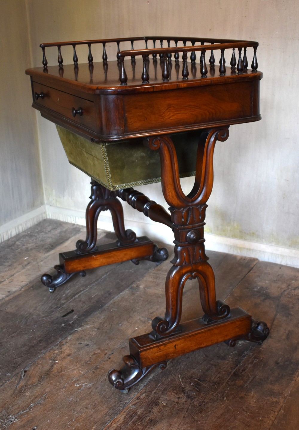Fine late Regency rosewood sewing and writing table View IV