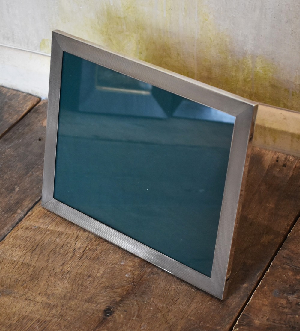 Vintage large silver photo frame View II