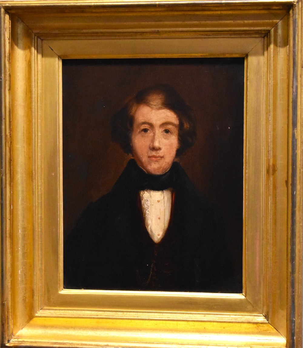 Early Victorian oil portrait of a gentleman View II