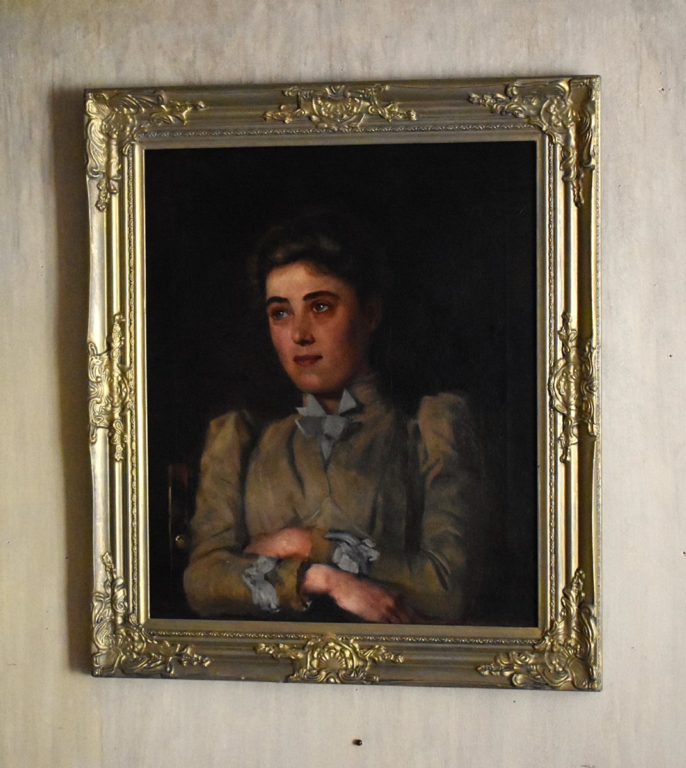 A fine Edwardian oil painting of a lady