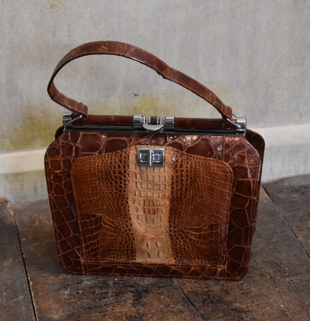Fine Art Deco crocodile leather handbag