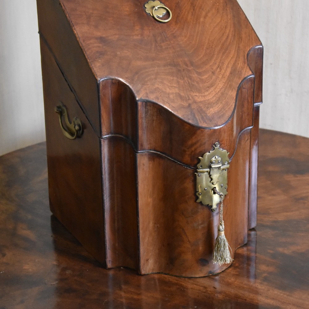 Georgian mahogany knife box View II