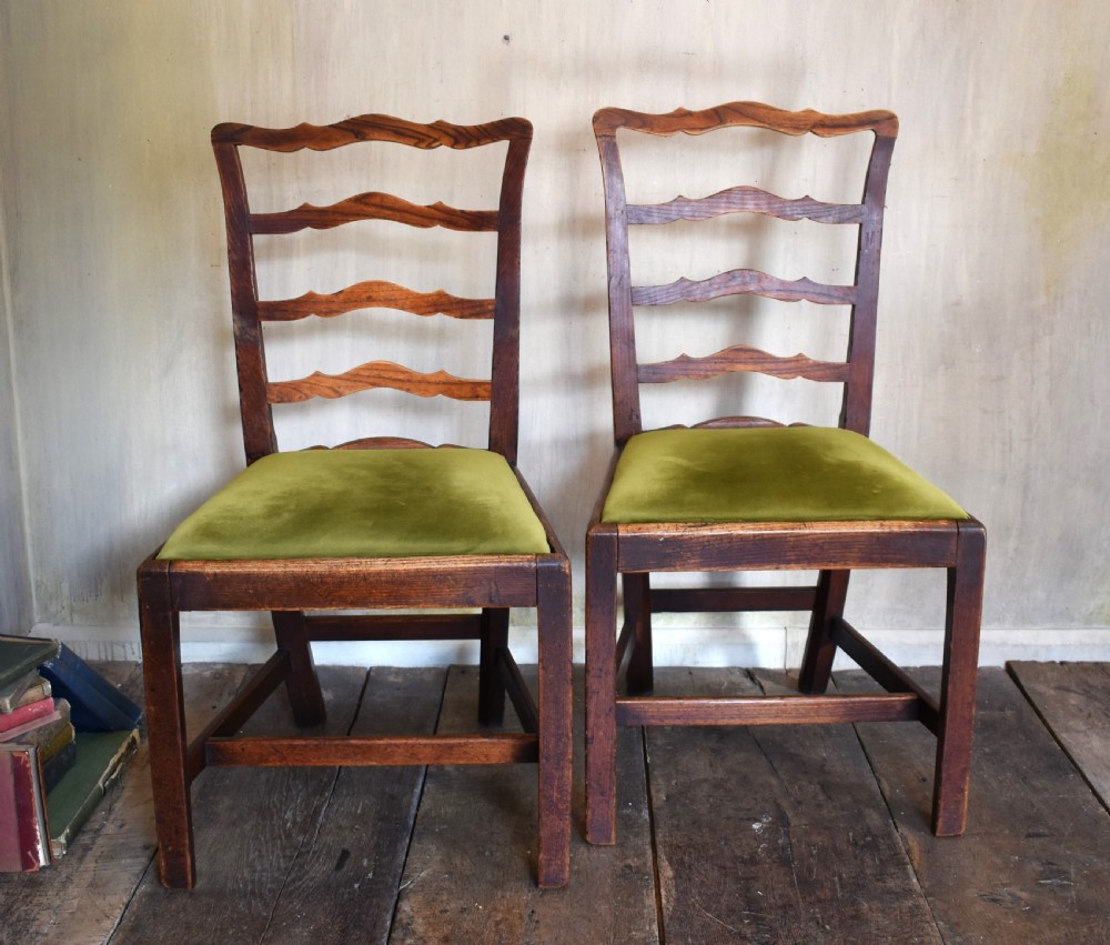Pair of Georgian elm side chairs
