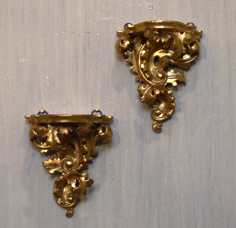 Pair of small giltwood wall brackets