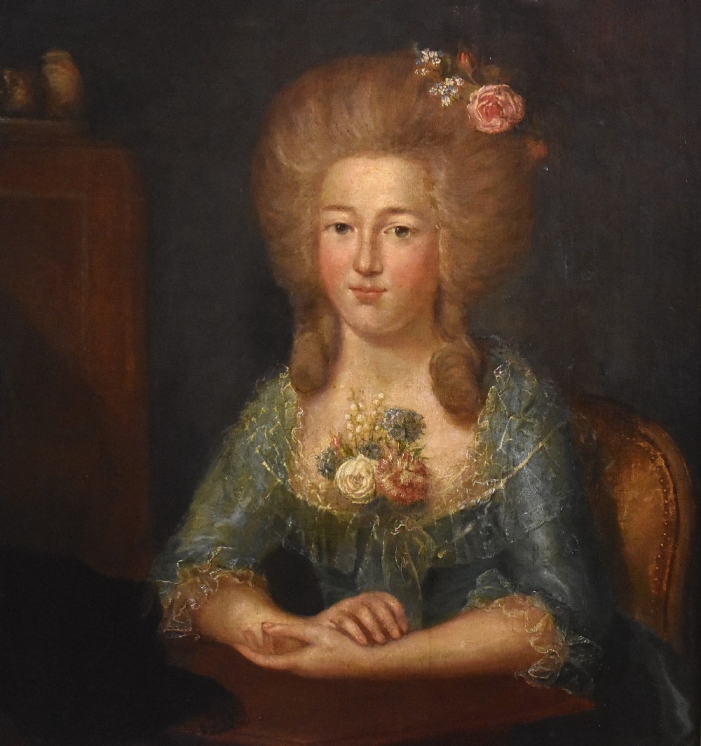 Fine large Eighteenth Century oil portrait of a lady View IV