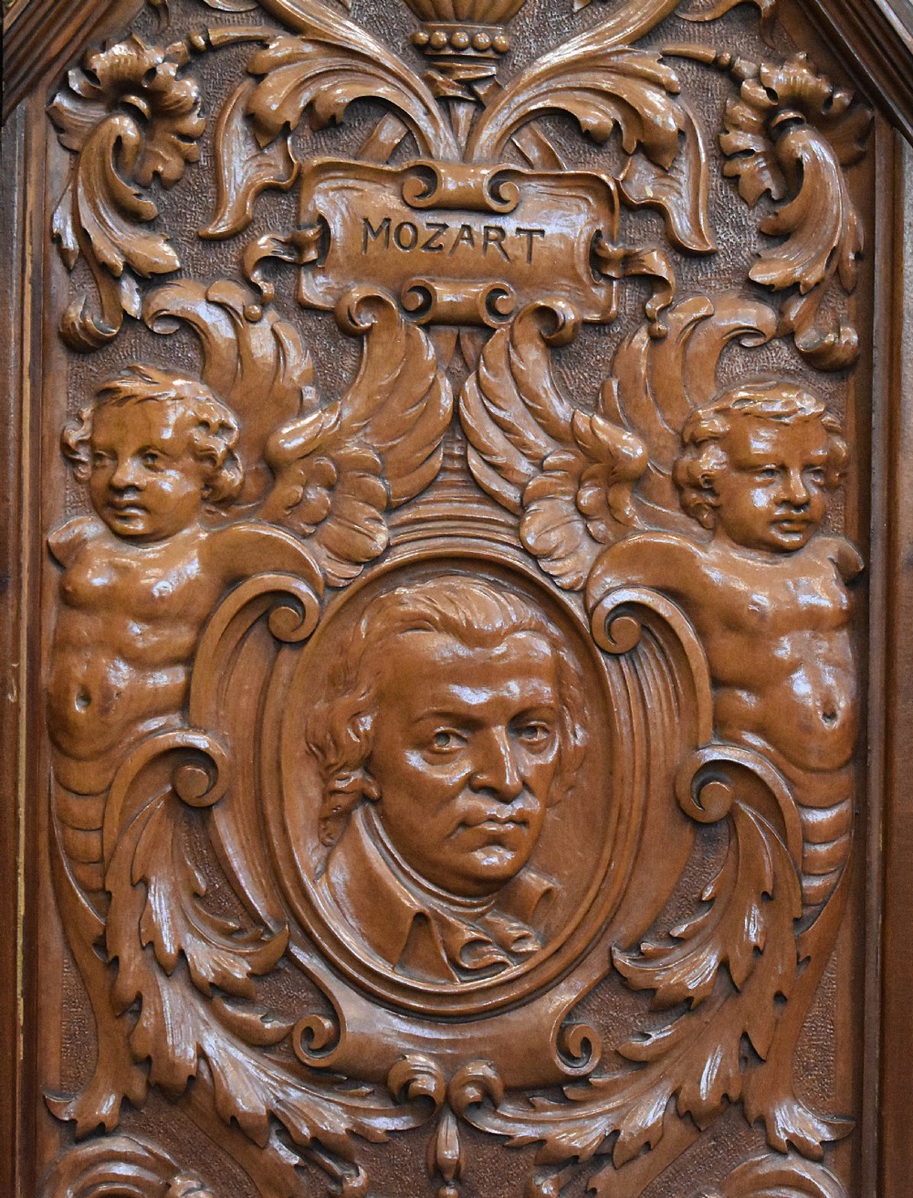 Superb large carving depicting famous composers, writers and poets View VII