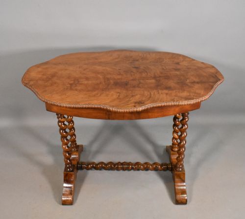 ANTIQUE FRENCH CENTRE TABLE IN WALNUT - ADDITIONAL PHOTO 4