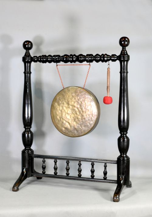 LARGE FRAMED DINNER GONG IN MAHOGANY - ADDITIONAL PHOTO 2