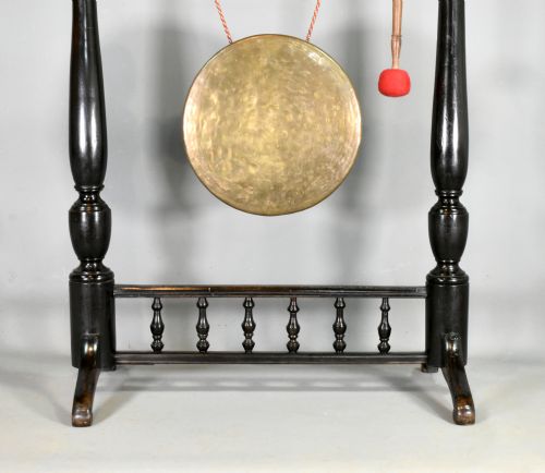 LARGE FRAMED DINNER GONG IN MAHOGANY - ADDITIONAL PHOTO 4