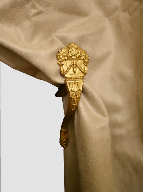 PAIR FRENCH BRONZE CURTAIN TIEBACKS LOUIS XVI STYLE - ADDITIONAL PHOTO 13