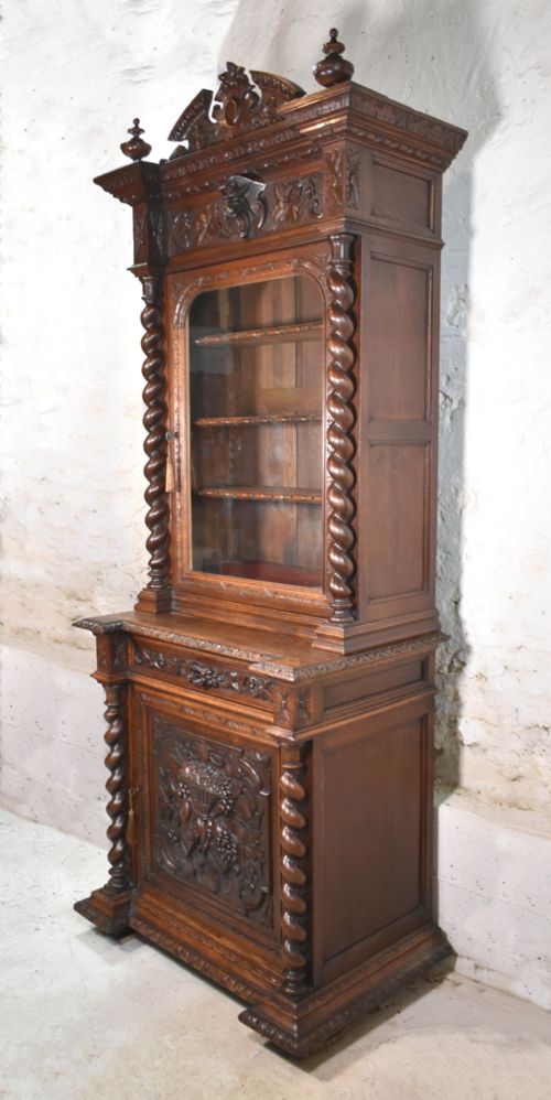 FRENCH OAK HUNT DISPLAY CABINET LOUIS XIII STYLE - ADDITIONAL PHOTO 2