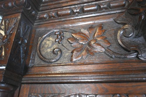 FRENCH OAK HUNT DISPLAY CABINET LOUIS XIII STYLE - ADDITIONAL PHOTO 7