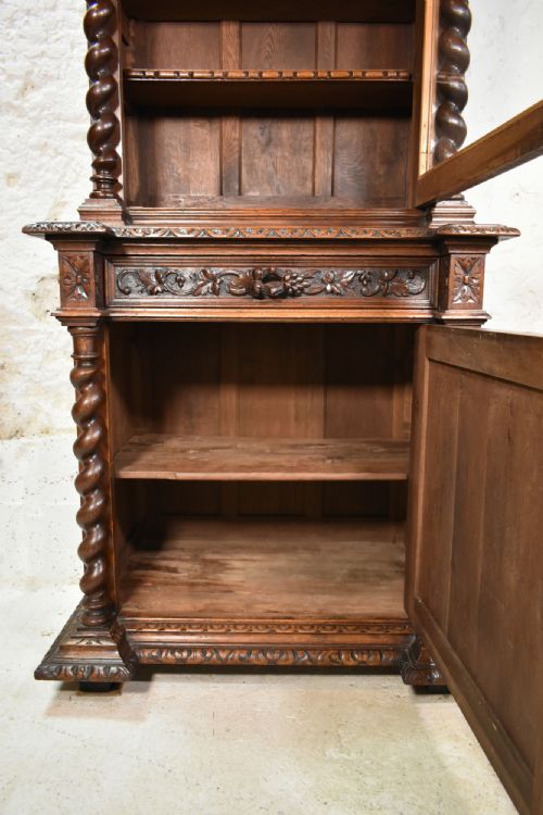 FRENCH OAK HUNT DISPLAY CABINET LOUIS XIII STYLE - ADDITIONAL PHOTO 17